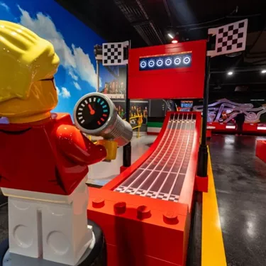  Ferrari Build & Race