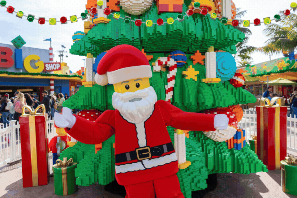 Christmas Bricktacular at LEGOLAND California Resort