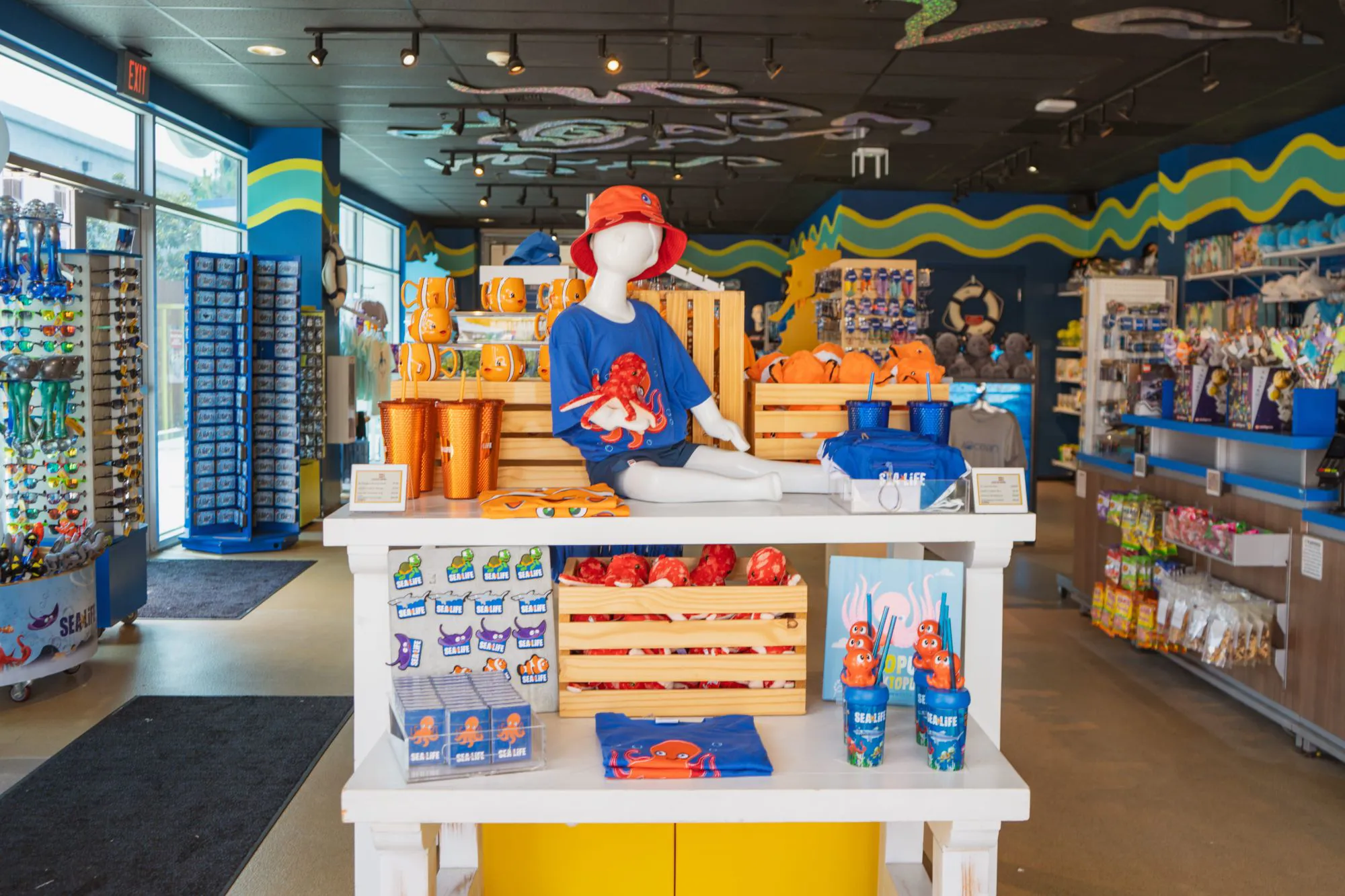 SEA LIFE Shop Retail (1)