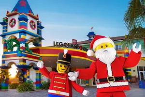 Santa and Drummer outside LEGOLAND Hotel