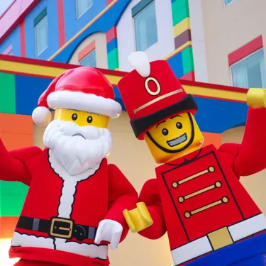Holly Jolly Nights Hotel 01
