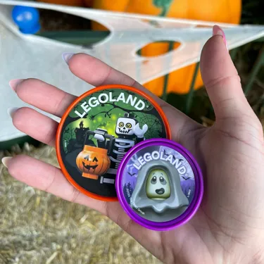 Brick-or-Treat Pop Badges