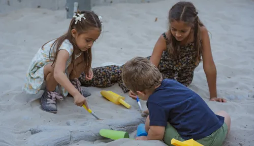 DINO Outpost LEGOLAND California Resort