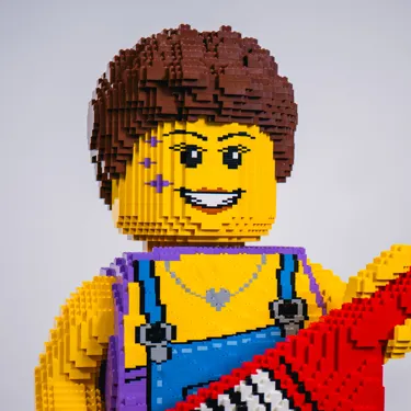 Melody Raye LEGO Build