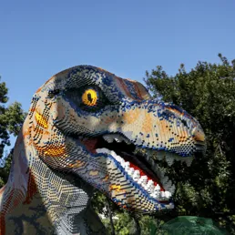 LEGO Dinosaurs on Explorer River Quest