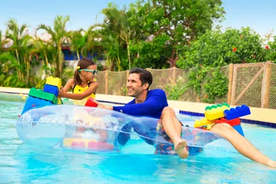 T2 Wp Build A Raft Girl Dad 1200