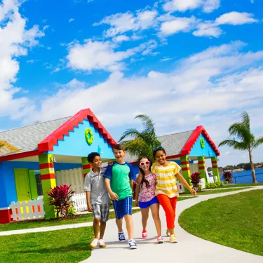 Stay in your own LEGO® bungalow!