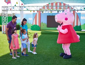 Peppa Pig Theme Park Florida Meet and Greet