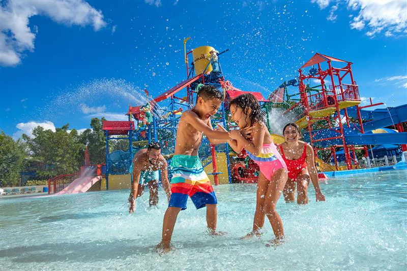 Splash around at the LEGOLAND Water Park 