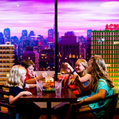 Hotel Benefits Skylinelounge 300X200