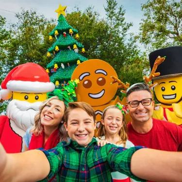 Christmas Bricktacular