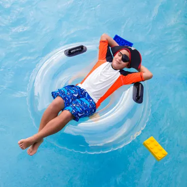 Set sail in the resort-style pool