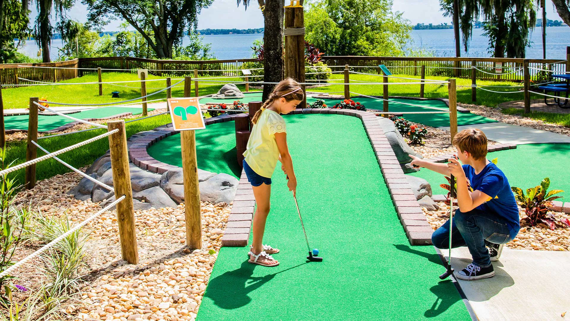 mini golf tours in florida