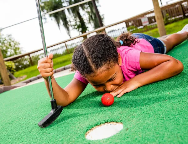 MINI GOLF 7 5 (3)
