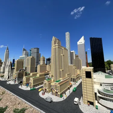 MINILAND Manhattan at LEGOLAND New York