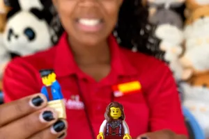 3 Steps to Minifigure Trading at LEGOLAND New York Resort