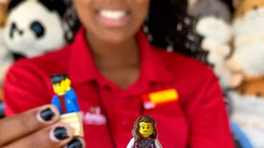 3 Steps to Minifigure Trading at LEGOLAND New York Resort