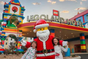 Kids at LEGOLAND New York with LEGO Santa