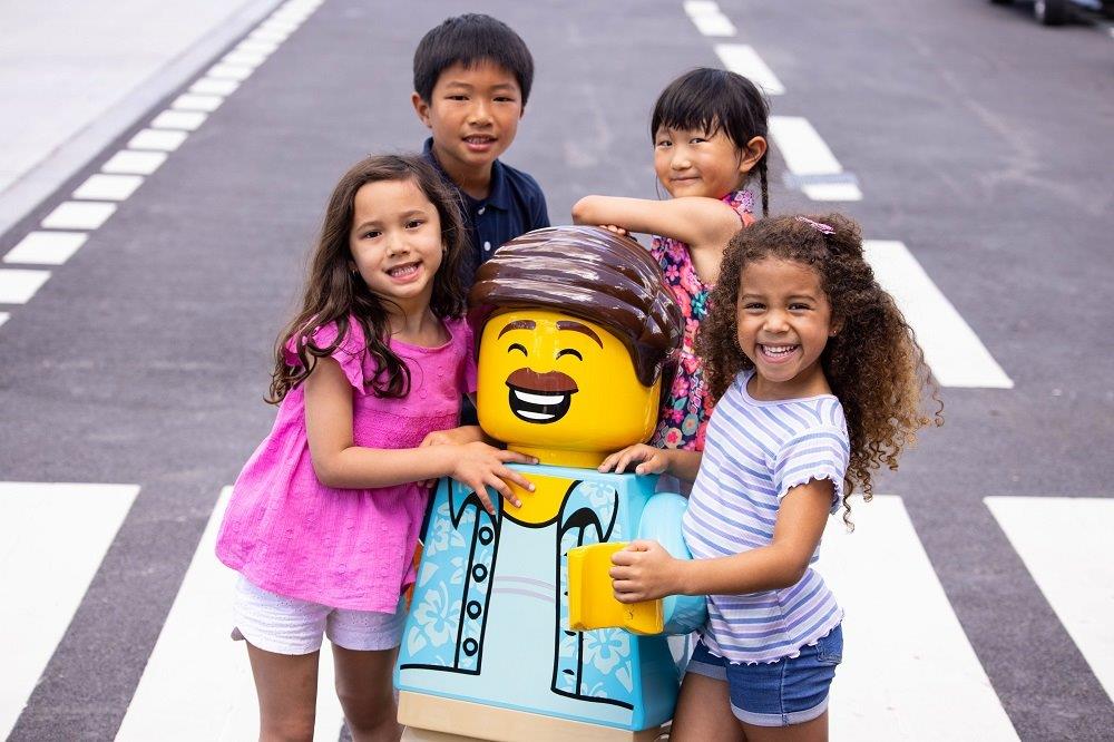 Kids Around LEGO CITY MODEL