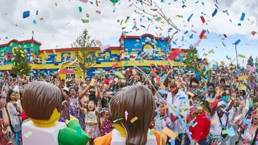 World Record for Largest Disco Dance Party