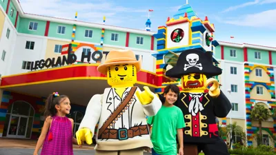 Hotel Exterior Characters Kids 1200X800