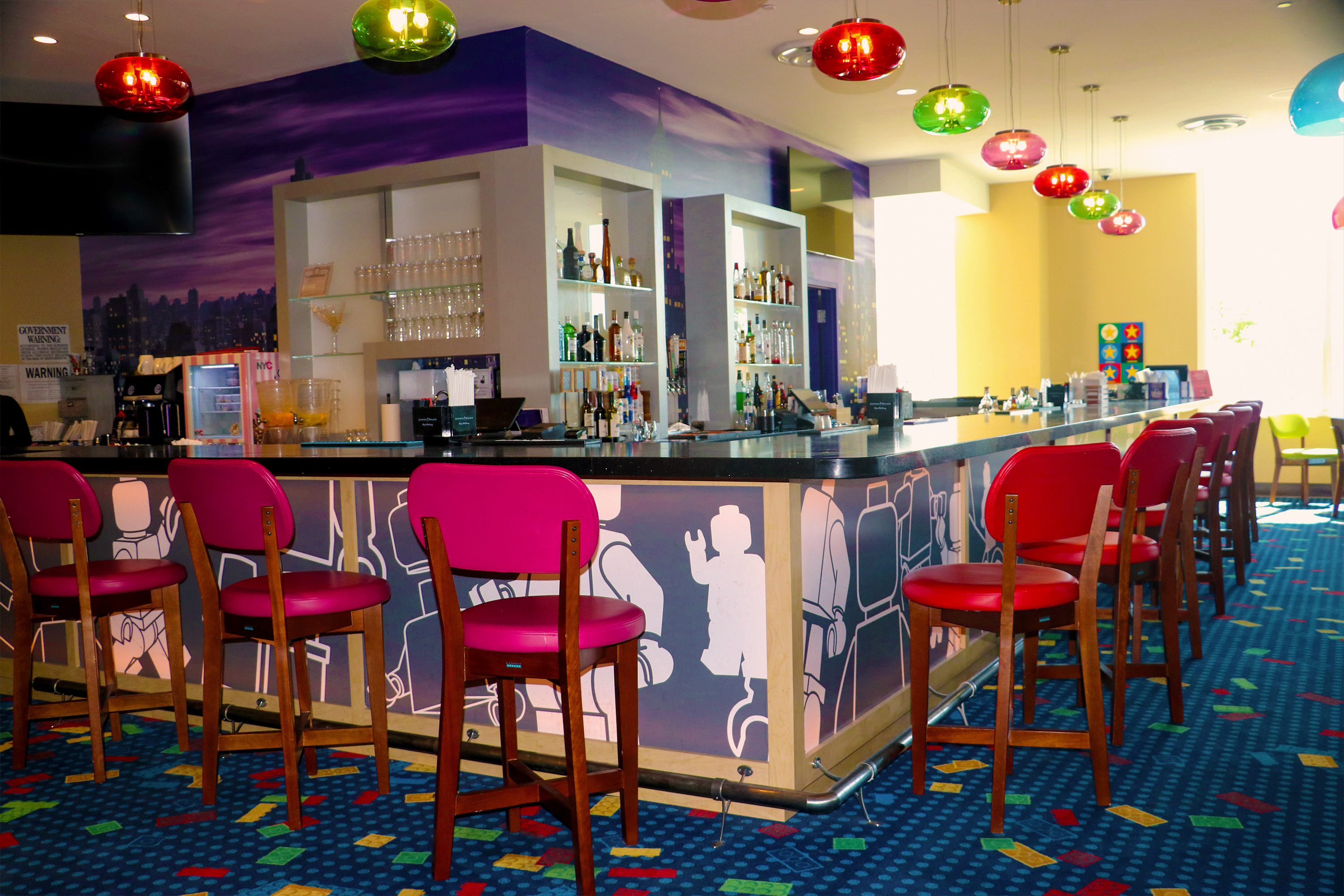 Enjoy a drink or a bite to eat at Skyline Bar inside the LEGOLAND Hotel