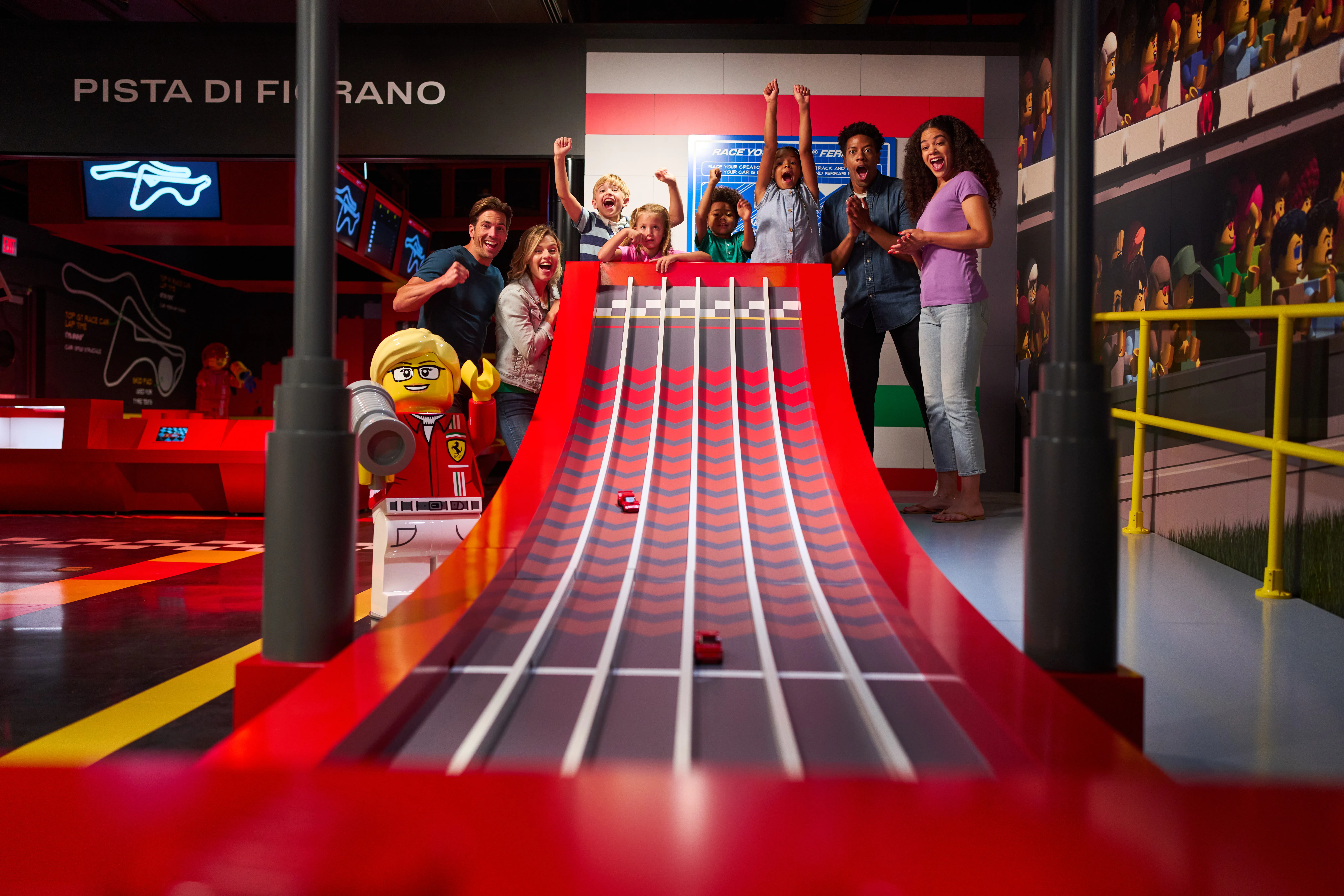 LEGO Ferrari Race Track Zone