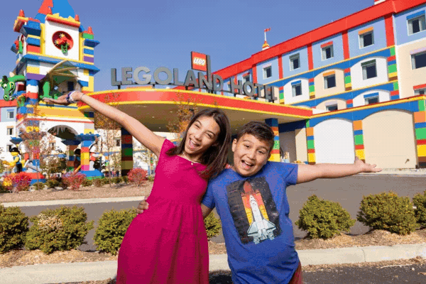 BAU GIF 25 Off Hotel